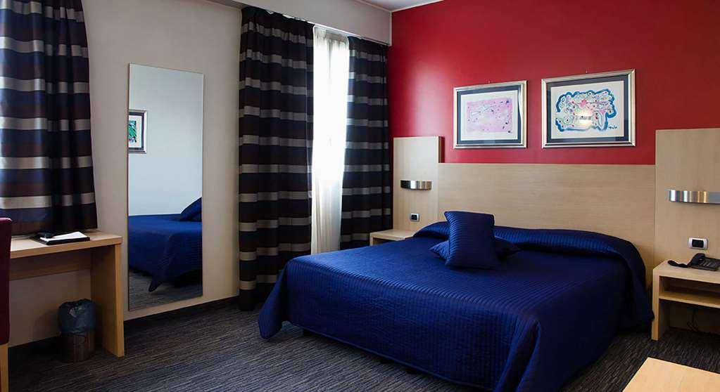 Hotel Sporting Cologno Cologno Monzese Oda fotoğraf