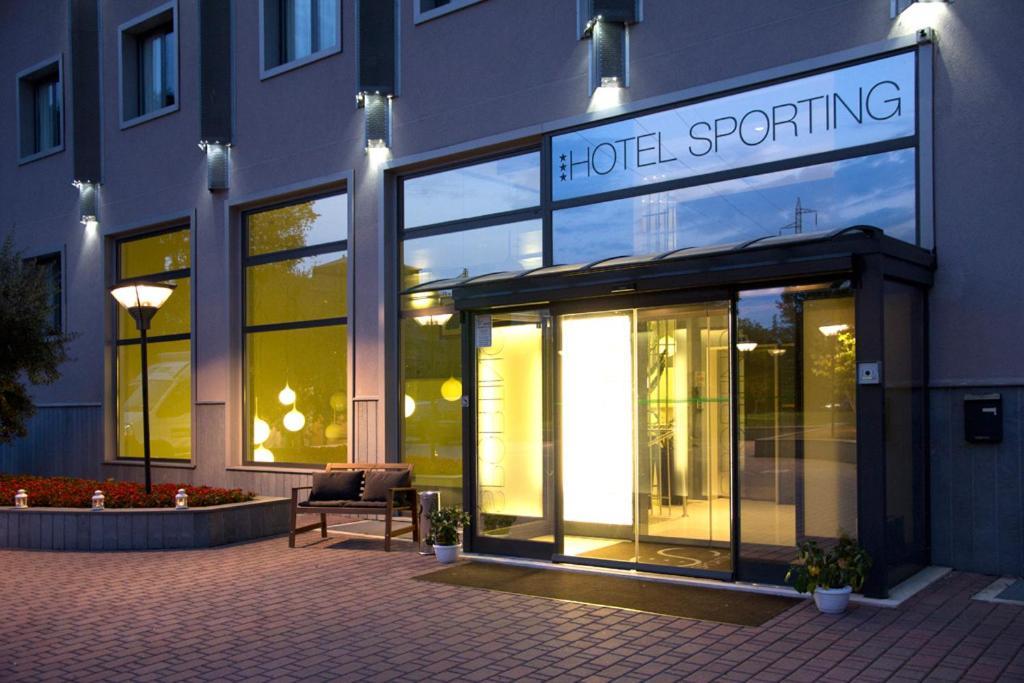 Hotel Sporting Cologno Cologno Monzese Dış mekan fotoğraf